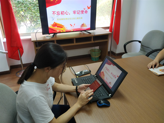 3国旗下签名_副本.jpg